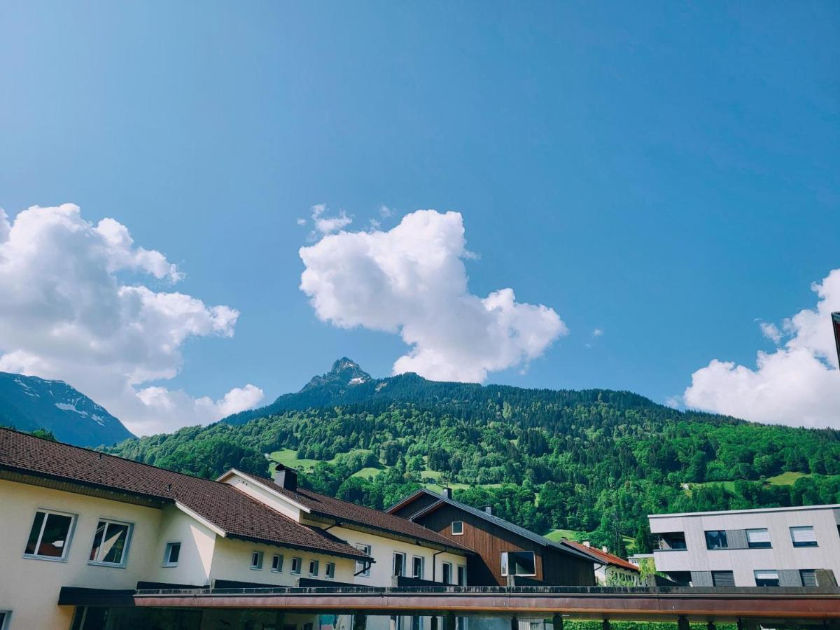 Wanderhotel Garni Cresta Schruns Kültér fotó