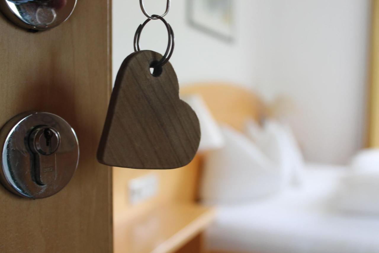 Wanderhotel Garni Cresta Schruns Kültér fotó