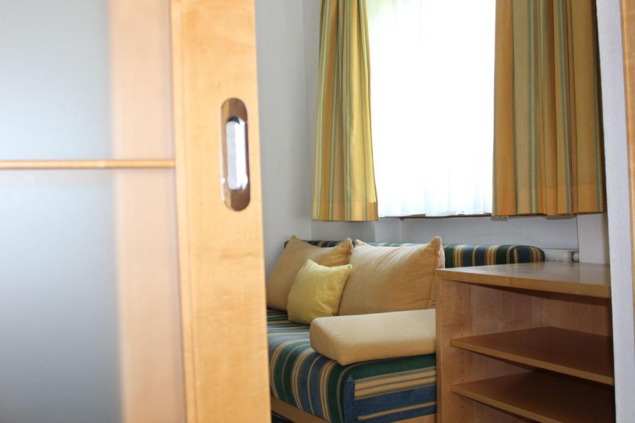 Wanderhotel Garni Cresta Schruns Kültér fotó