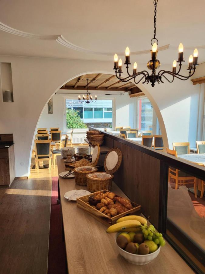 Wanderhotel Garni Cresta Schruns Kültér fotó