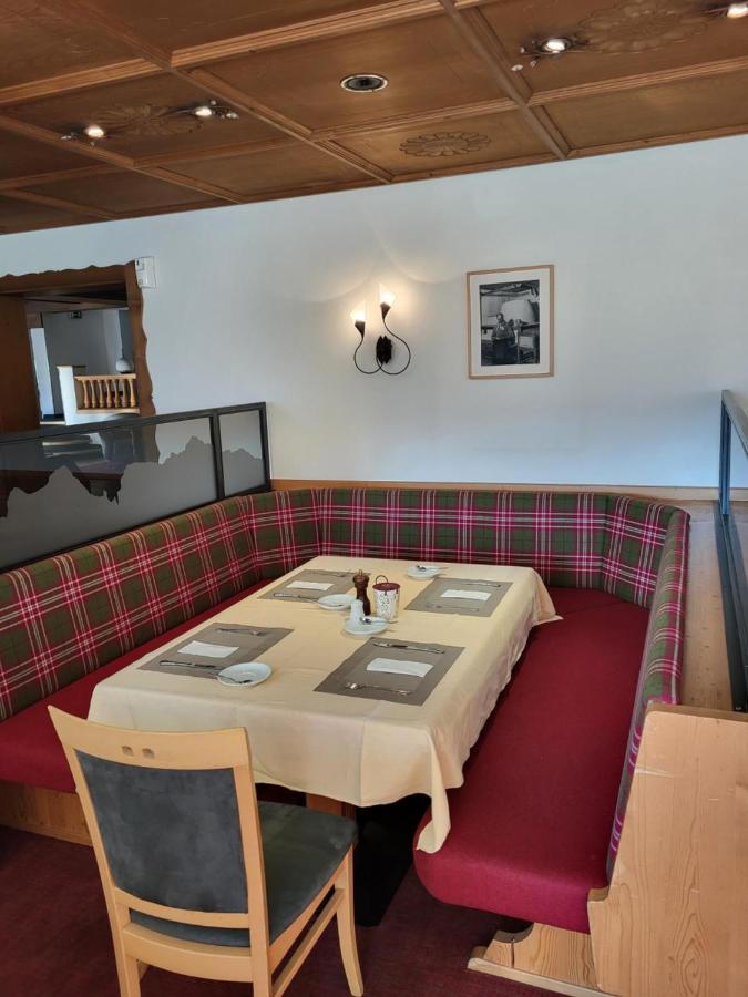 Wanderhotel Garni Cresta Schruns Kültér fotó